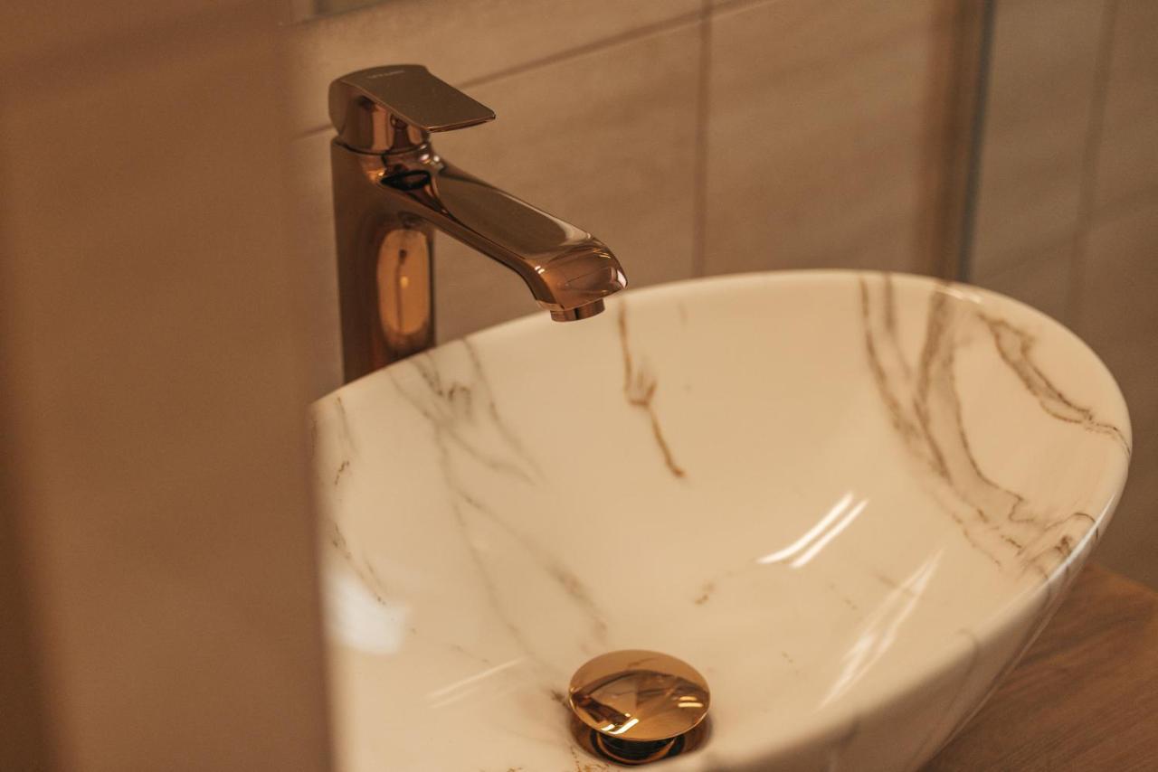 Apartamenty Grand Tatry - Sauna I Jacuzzi Wliczone W Cene Pobytu - 10 Minut Pieszo Od Term Bania Białka Tatrzańska Exteriér fotografie